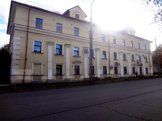 Здание